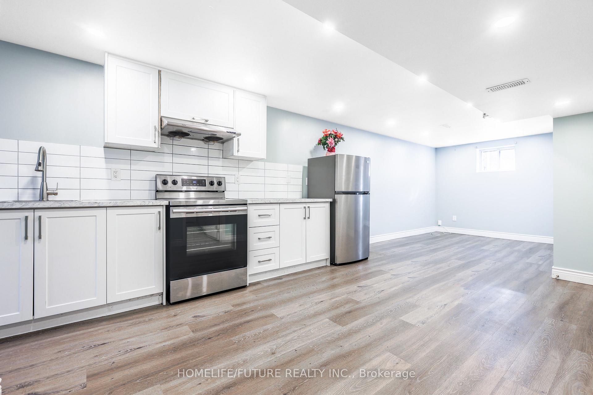 226 Oakridge Dr, Toronto, ON M1M2B3 | 3 Bedroom 2 Bathroom Detached House | Image 26