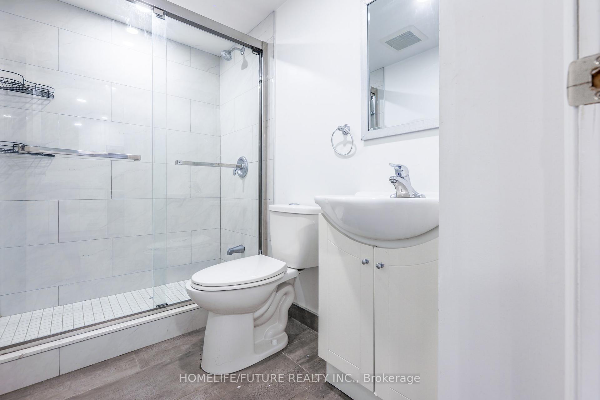 226 Oakridge Dr, Toronto, ON M1M2B3 | 3 Bedroom 2 Bathroom Detached House | Image 33