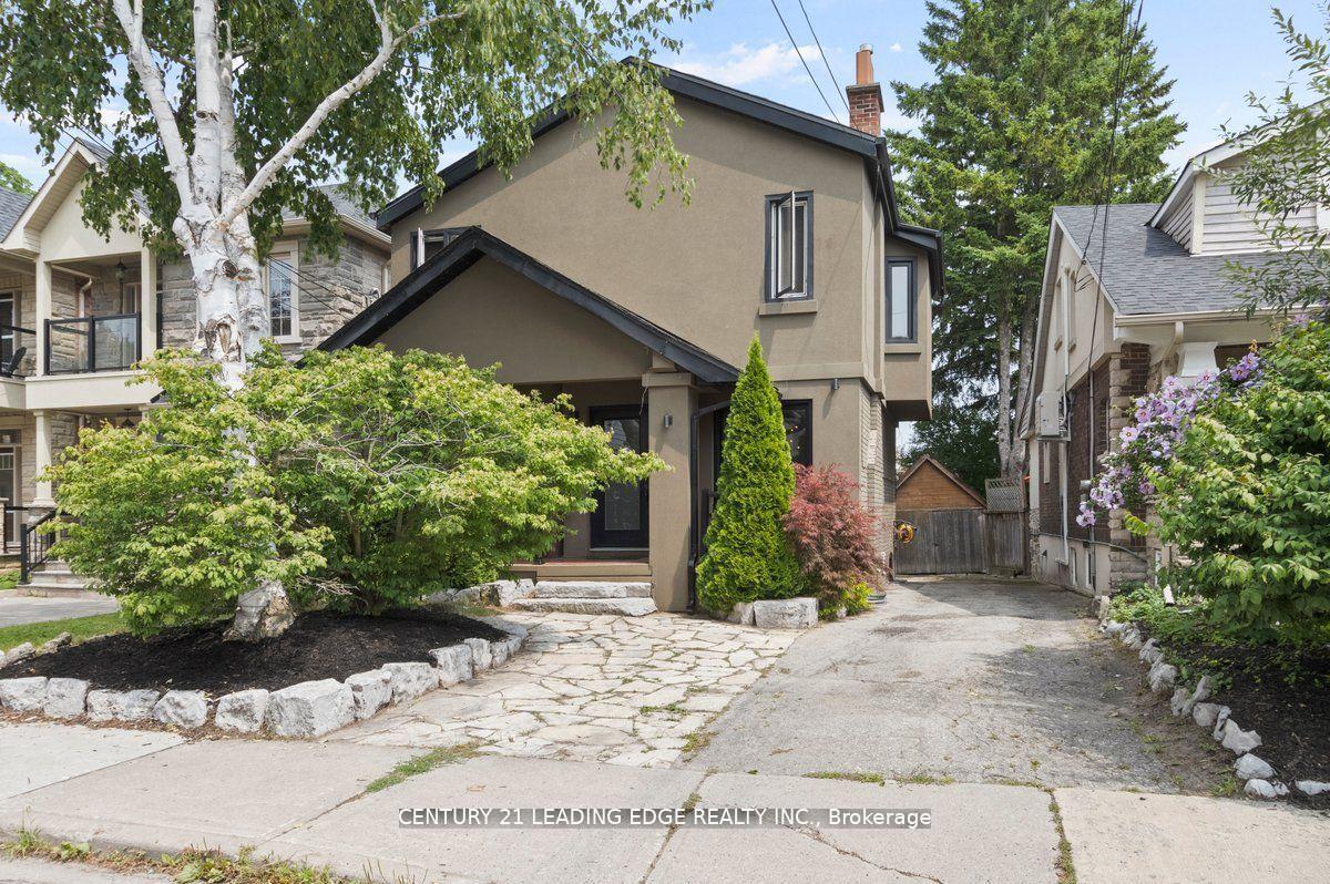 25 Eastwood Ave, Toronto, ON M1N3G9 | 3 Bedroom 3 Bathroom Detached House | Image 2