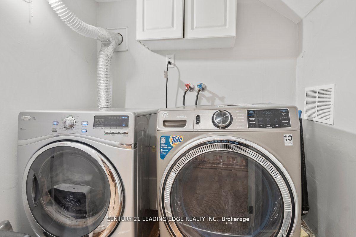 25 Eastwood Ave, Toronto, ON M1N3G9 | 3 Bedroom 3 Bathroom Detached House | Image 26