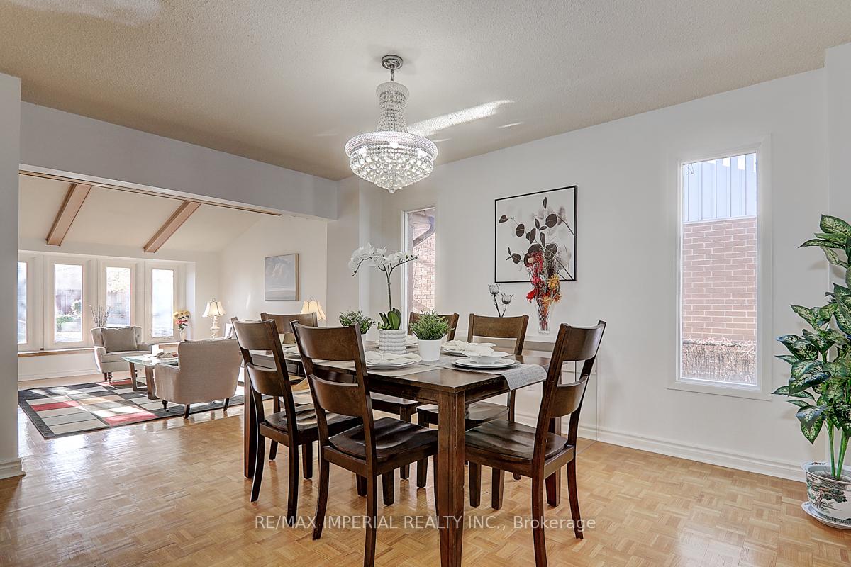 28 Relroy Crt, Toronto, ON M1W2Y7 | 4 Bedroom 4 Bathroom Detached House | Image 12