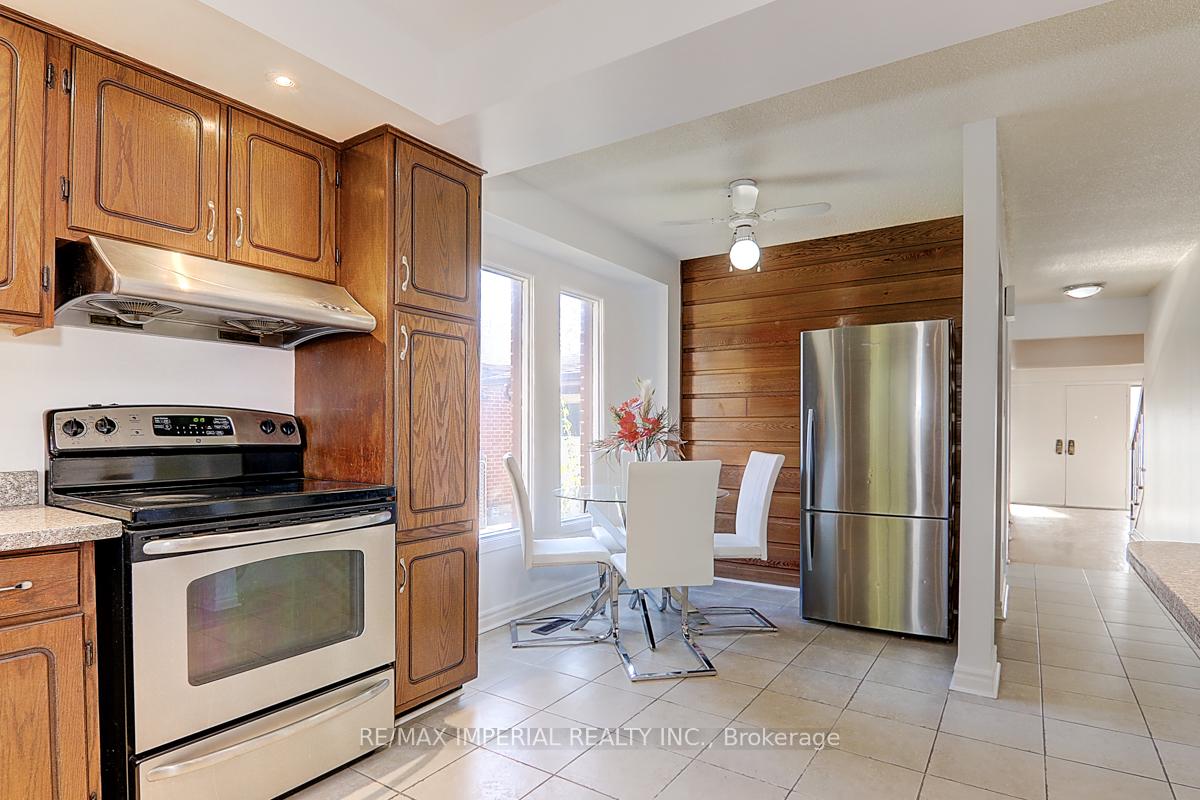 28 Relroy Crt, Toronto, ON M1W2Y7 | 4 Bedroom 4 Bathroom Detached House | Image 19