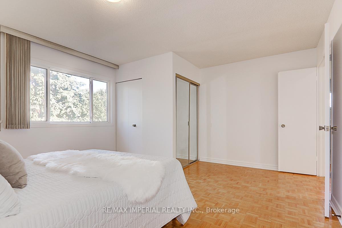 28 Relroy Crt, Toronto, ON M1W2Y7 | 4 Bedroom 4 Bathroom Detached House | Image 25