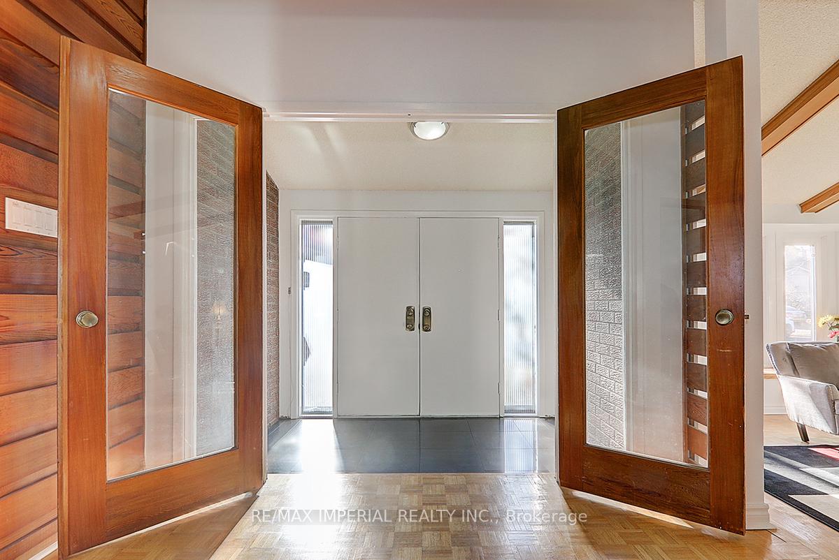 28 Relroy Crt, Toronto, ON M1W2Y7 | 4 Bedroom 4 Bathroom Detached House | Image 5