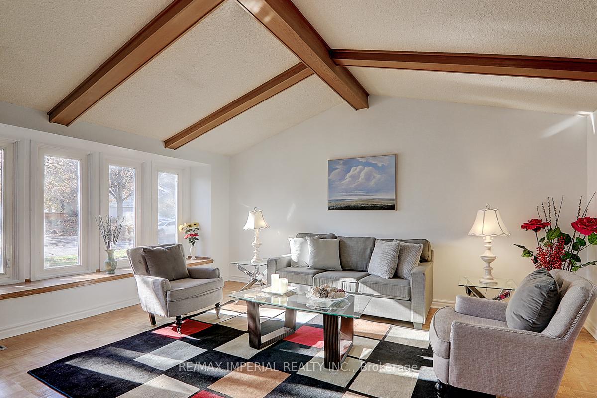 28 Relroy Crt, Toronto, ON M1W2Y7 | 4 Bedroom 4 Bathroom Detached House | Image 7