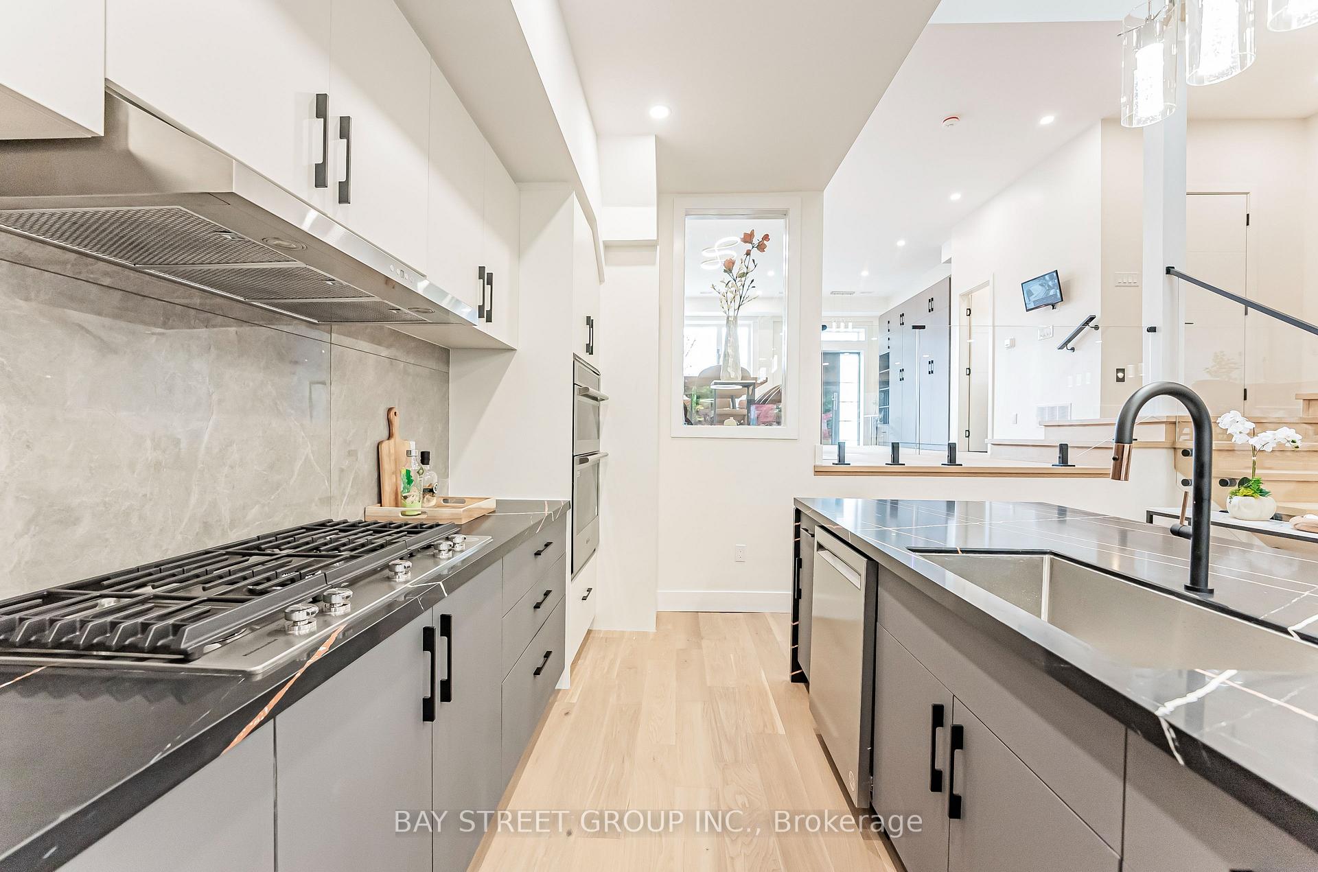 850 Cosburn Ave, Toronto, ON M4C2W2 | 4 Bedroom 5 Bathroom Detached House | Image 13