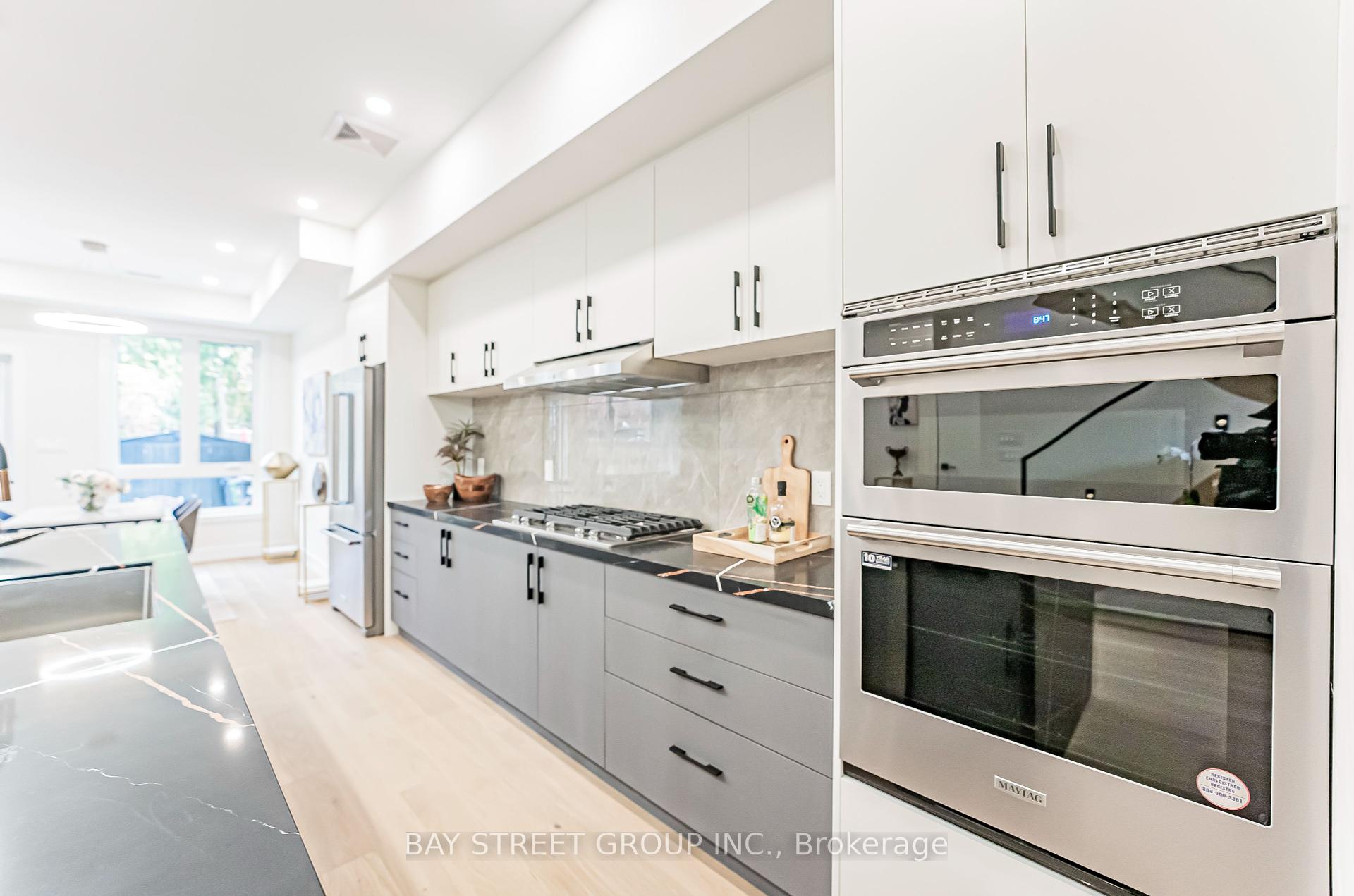 850 Cosburn Ave, Toronto, ON M4C2W2 | 4 Bedroom 5 Bathroom Detached House | Image 14