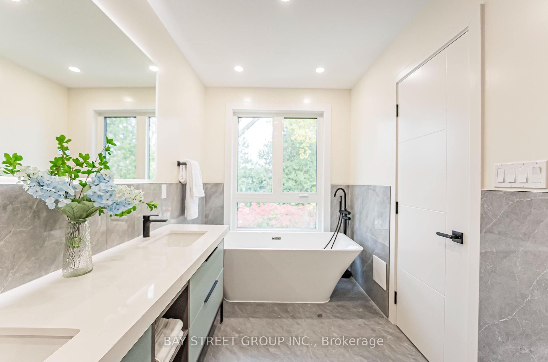 850 Cosburn Ave, Toronto, ON M4C2W2 | 4 Bedroom 5 Bathroom Detached House | Image 20