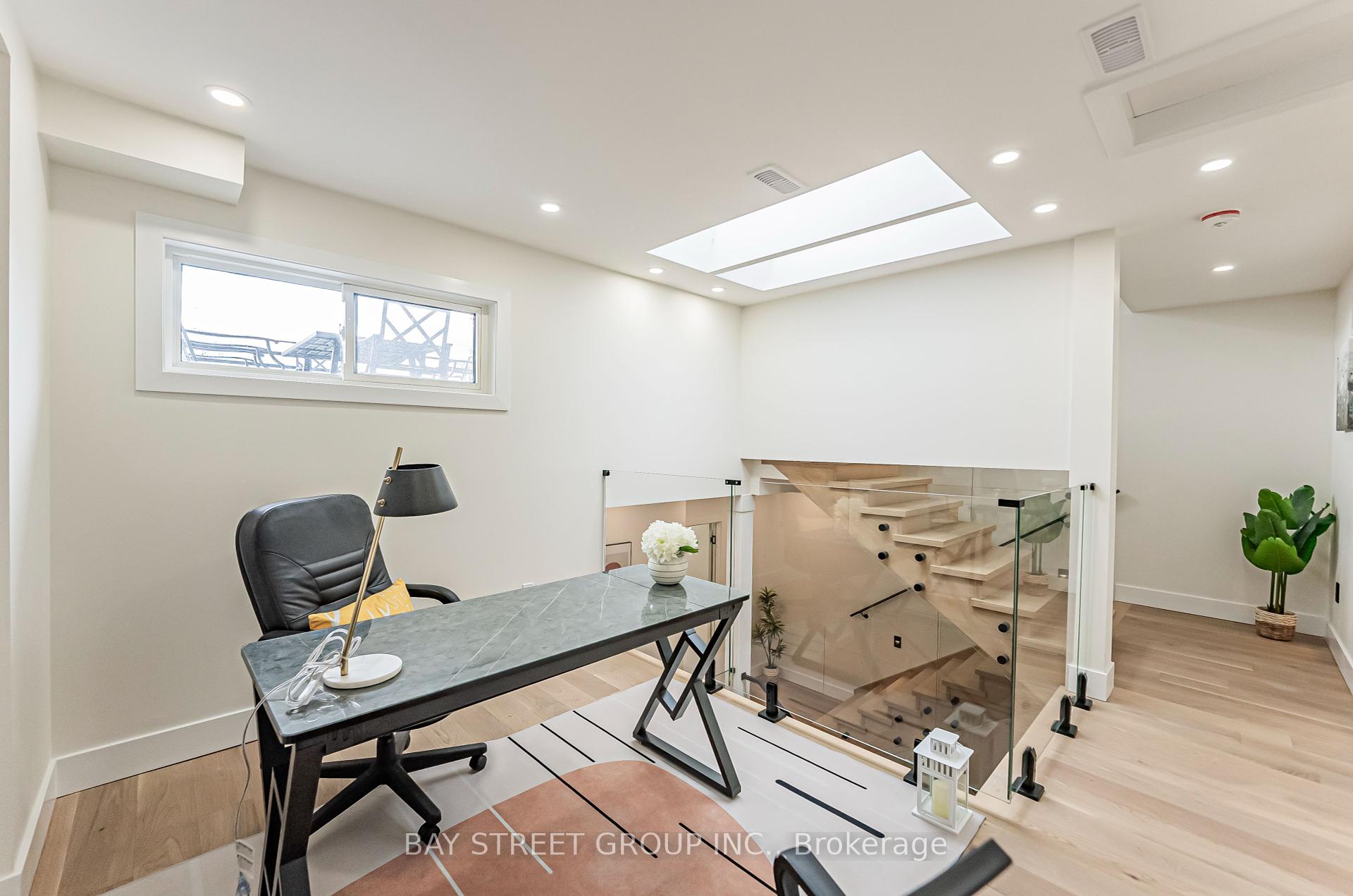 850 Cosburn Ave, Toronto, ON M4C2W2 | 4 Bedroom 5 Bathroom Detached House | Image 27