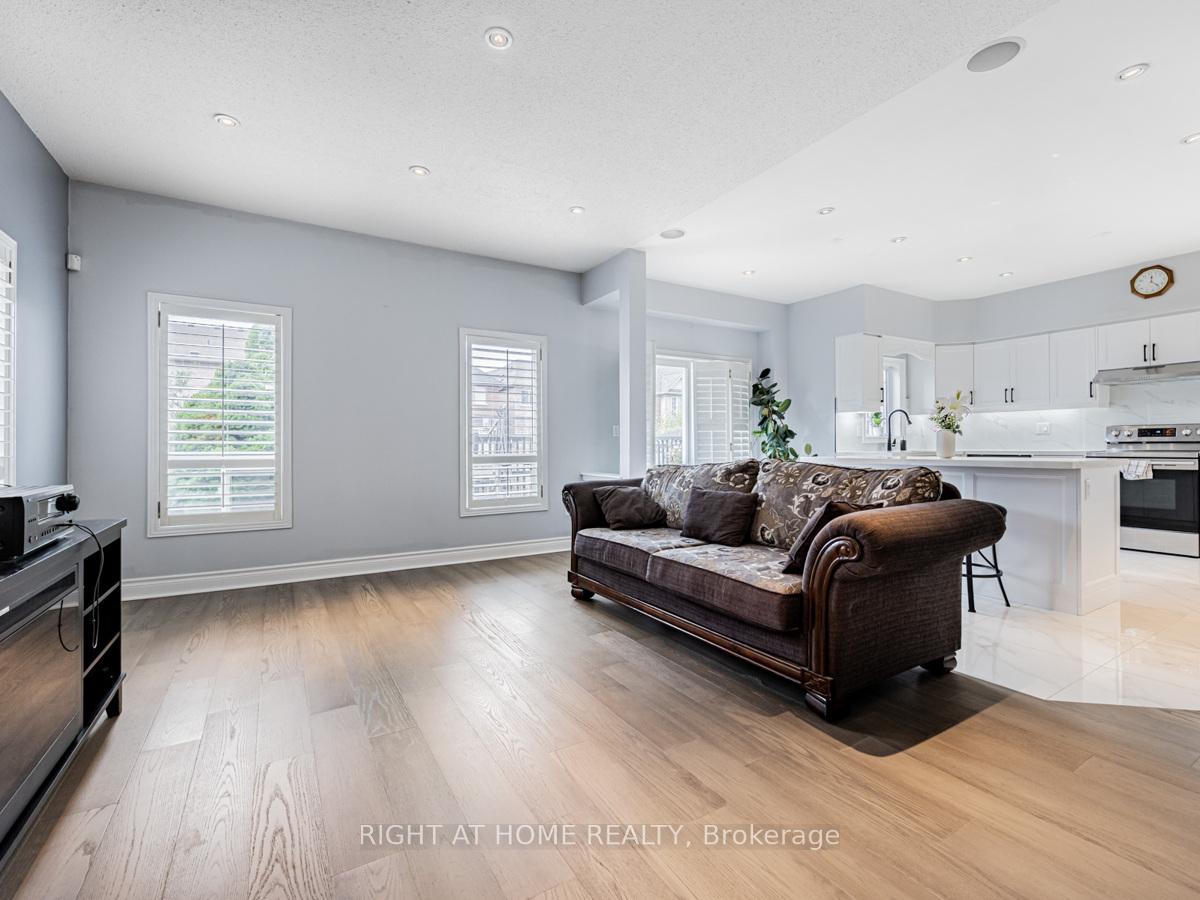 34 Loggerhead Grve, Toronto, ON M1X1T7 | 4 Bedroom 4 Bathroom Detached House | Image 7