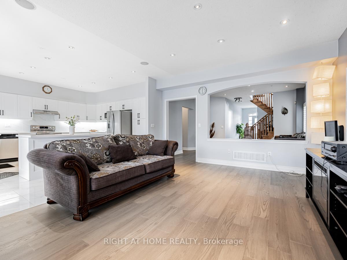 34 Loggerhead Grve, Toronto, ON M1X1T7 | 4 Bedroom 4 Bathroom Detached House | Image 9