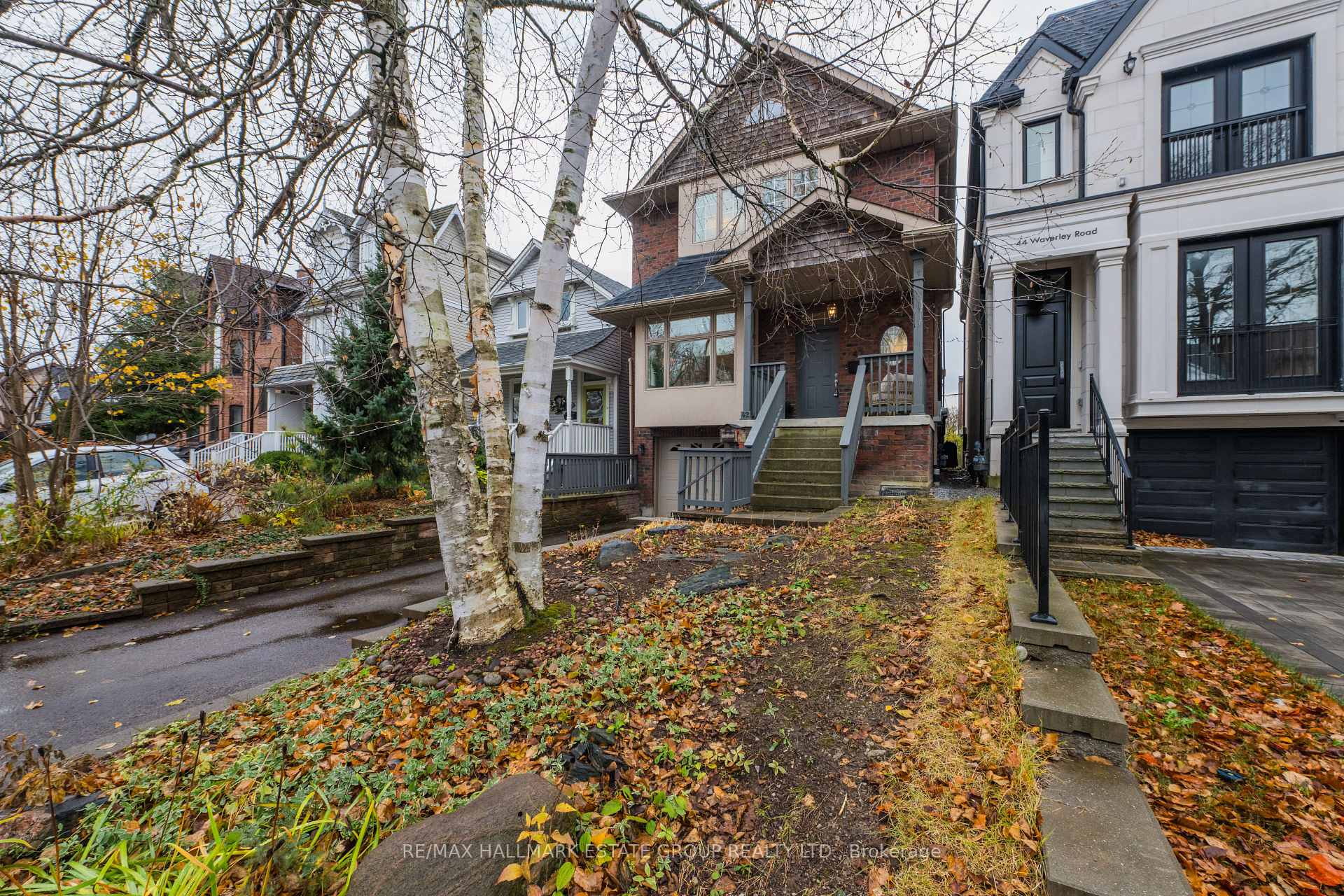 42 Waverley Rd, Toronto, ON M4L3T1 | 4 Bedroom 3 Bathroom Detached House | Image 2