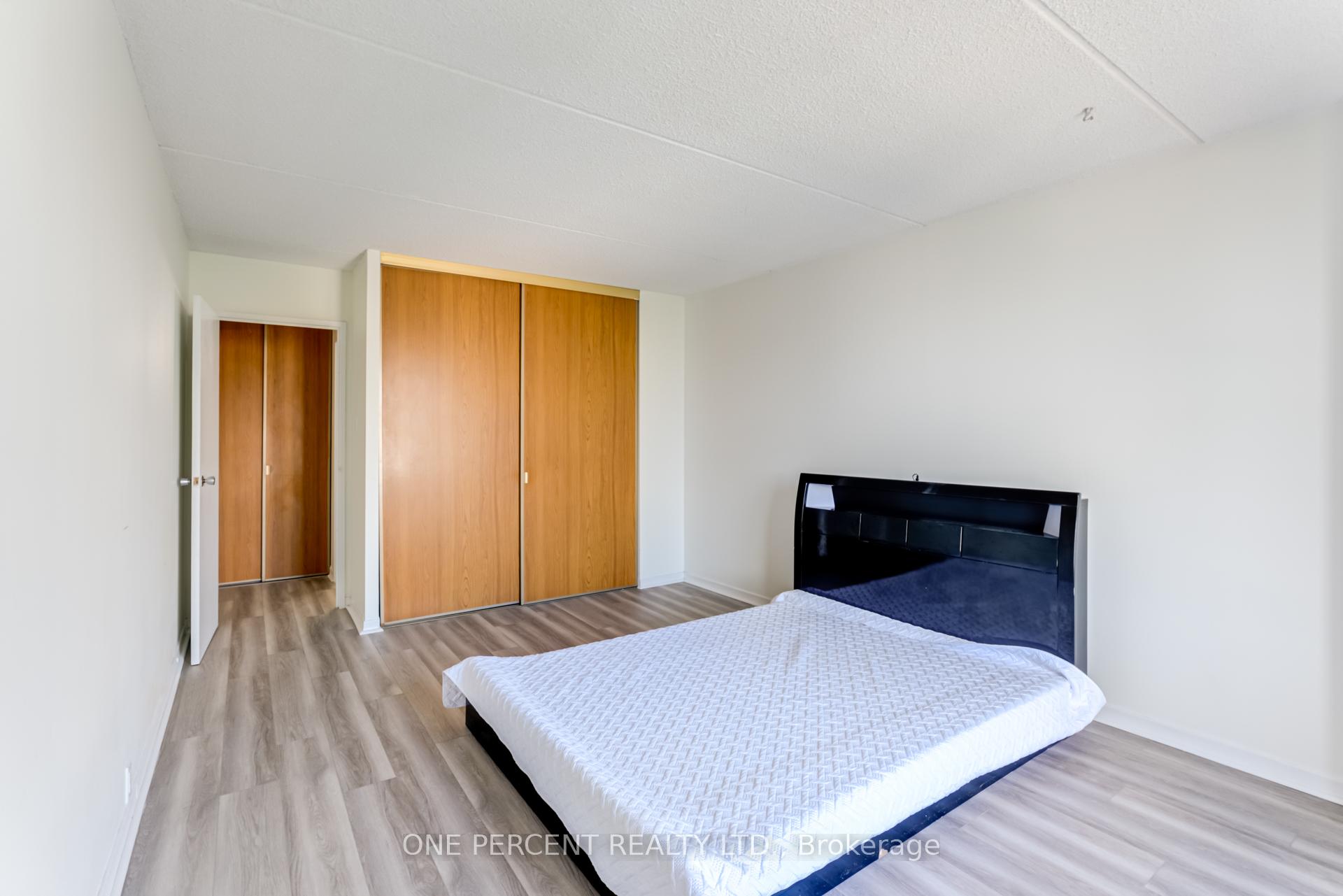 #1106 - 2 Glamorgan Ave, Toronto, ON M1P2M8 | 1 Bedroom 1 Bathroom Condo Apt | Image 13