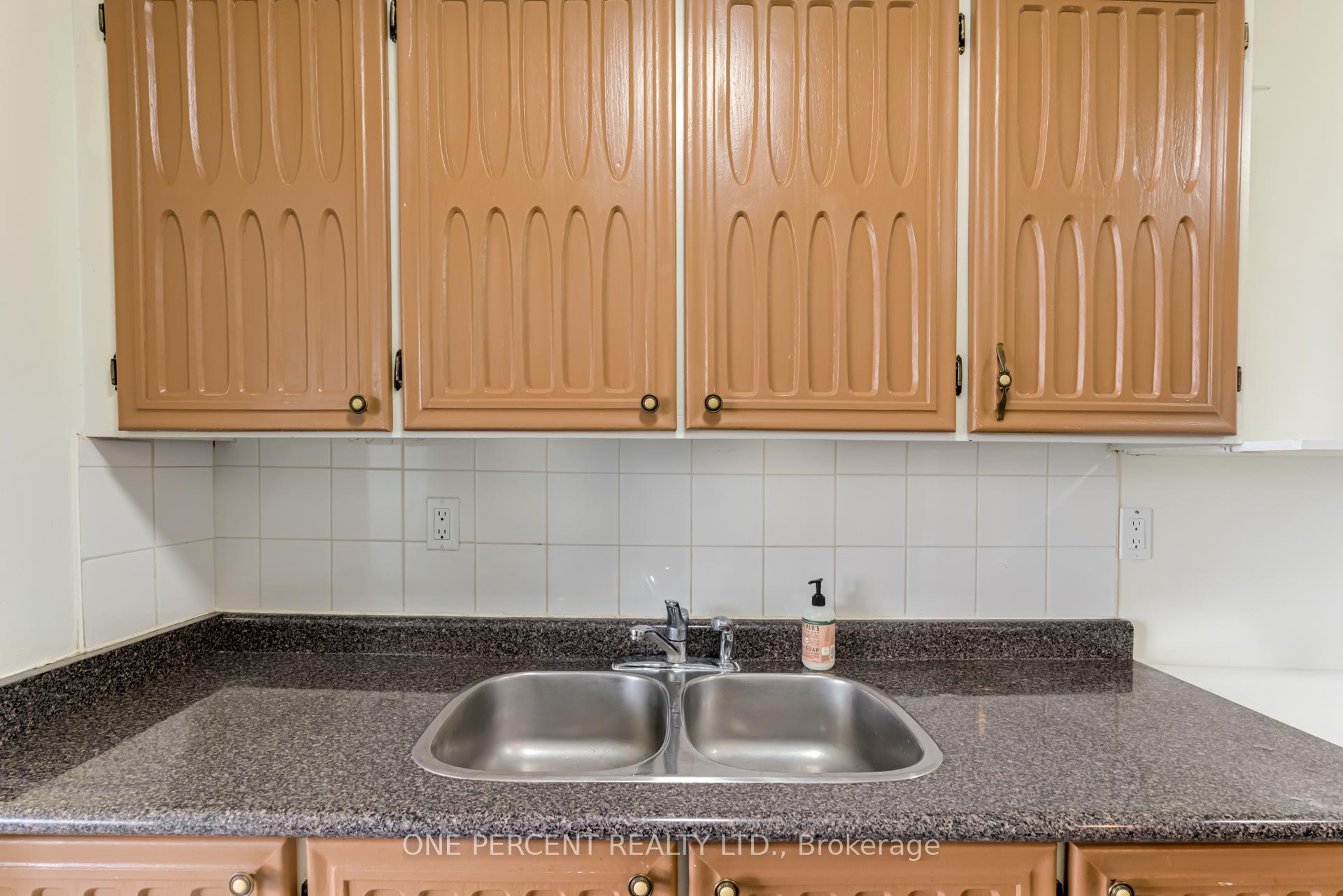 #1106 - 2 Glamorgan Ave, Toronto, ON M1P2M8 | 1 Bedroom 1 Bathroom Condo Apt | Image 9