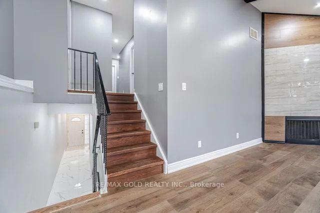 137 Dean Park Rd, Toronto, ON M1B2W8 | 4 Bedroom 4 Bathroom Detached House | Image 18