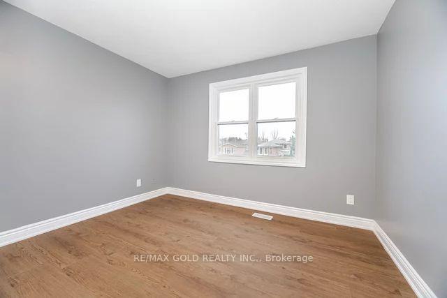 137 Dean Park Rd, Toronto, ON M1B2W8 | 4 Bedroom 4 Bathroom Detached House | Image 20