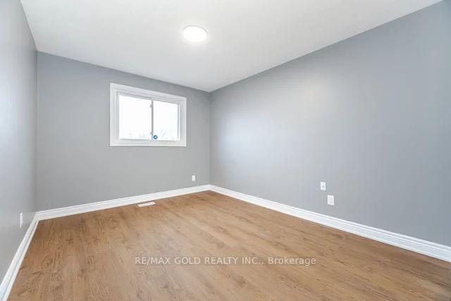 137 Dean Park Rd, Toronto, ON M1B2W8 | 4 Bedroom 4 Bathroom Detached House | Image 22