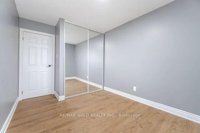 137 Dean Park Rd, Toronto, ON M1B2W8 | 4 Bedroom 4 Bathroom Detached House | Image 24