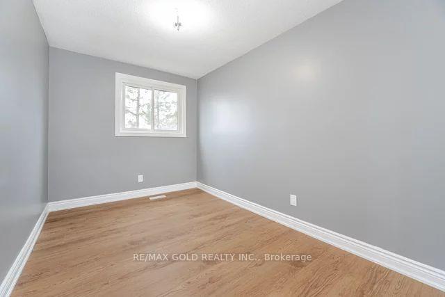 137 Dean Park Rd, Toronto, ON M1B2W8 | 4 Bedroom 4 Bathroom Detached House | Image 25