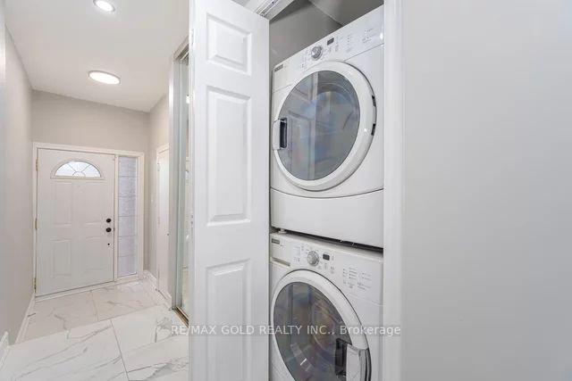 137 Dean Park Rd, Toronto, ON M1B2W8 | 4 Bedroom 4 Bathroom Detached House | Image 29