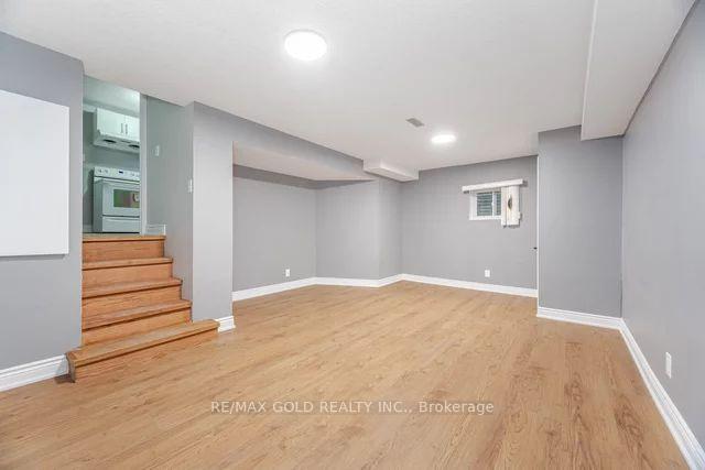 137 Dean Park Rd, Toronto, ON M1B2W8 | 4 Bedroom 4 Bathroom Detached House | Image 4