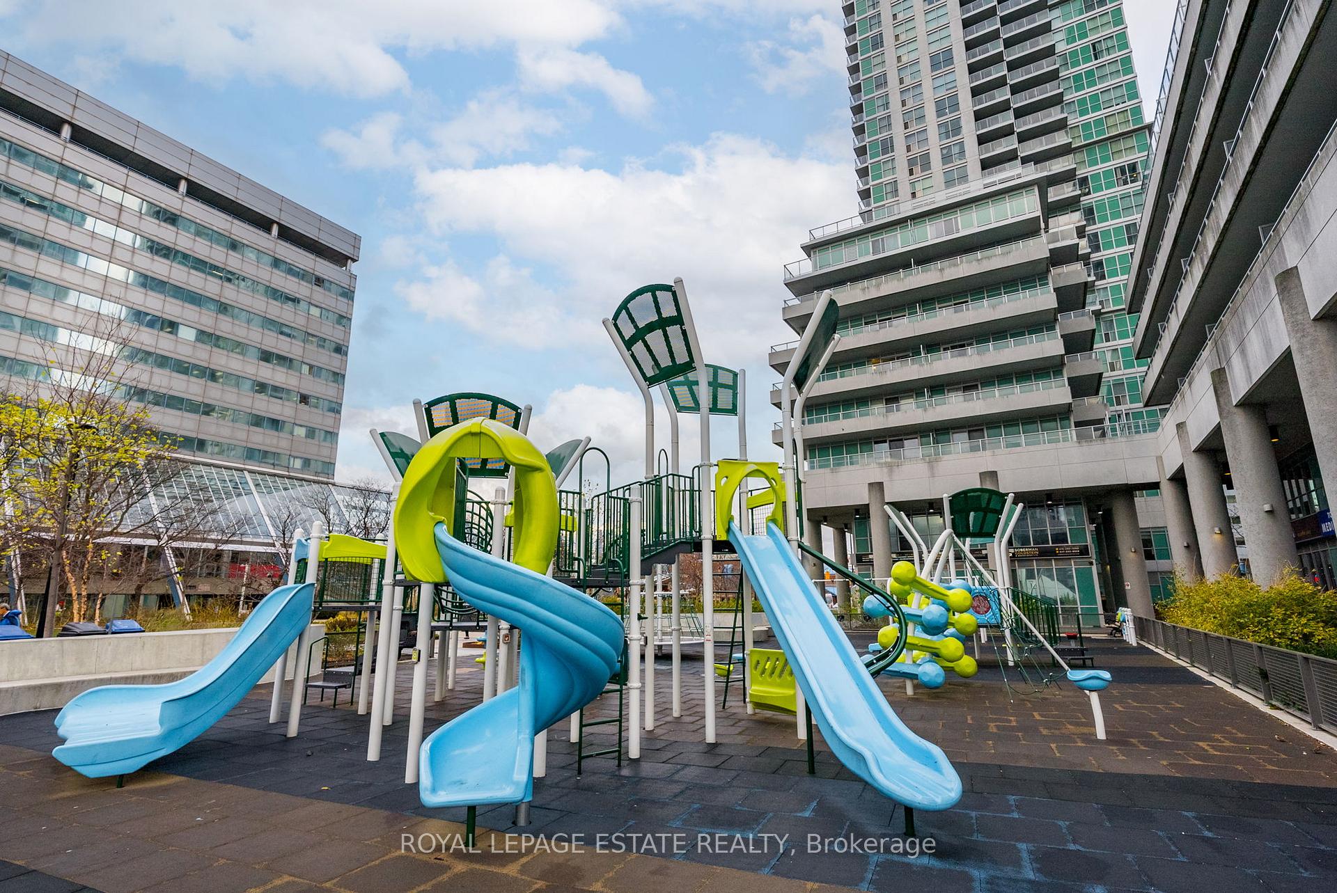 #PH3602 - 70 Town Centre Crt, Toronto, ON M1P0B2 | 2 Bedroom 2 Bathroom Condo Apt | Image 32