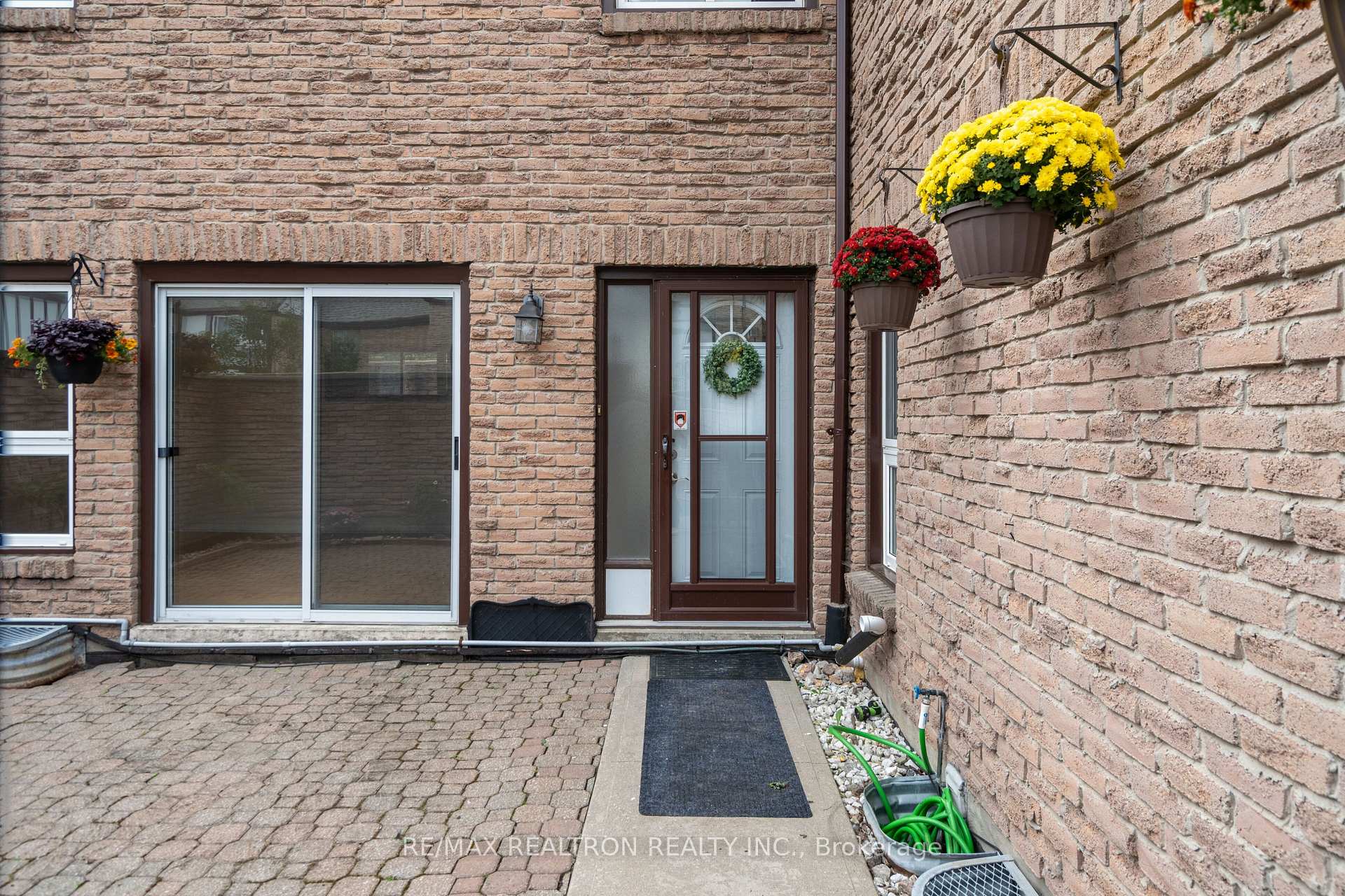 #9 - 2 Dailing Gate, Toronto, ON M1B1Z8 | 3 Bedroom 3 Bathroom Condo Townhouse | Image 6