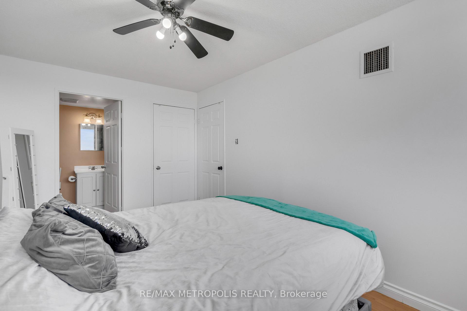 #1105 - 99 Blackwell Ave, Toronto, ON M1B3R5 | 2 Bedroom 2 Bathroom Condo Apt | Image 4