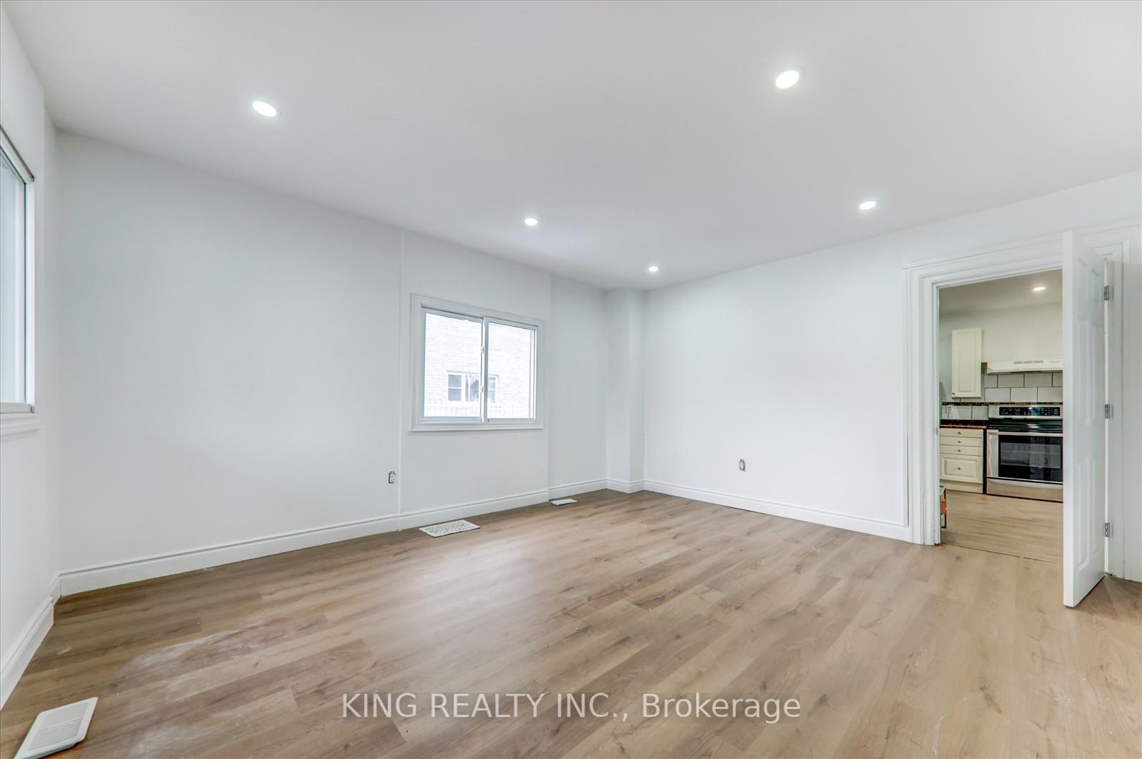 119 Celina St, Oshawa, ON L1H4N3 | 2 Bedroom 2 Bathroom Detached House | Image 13