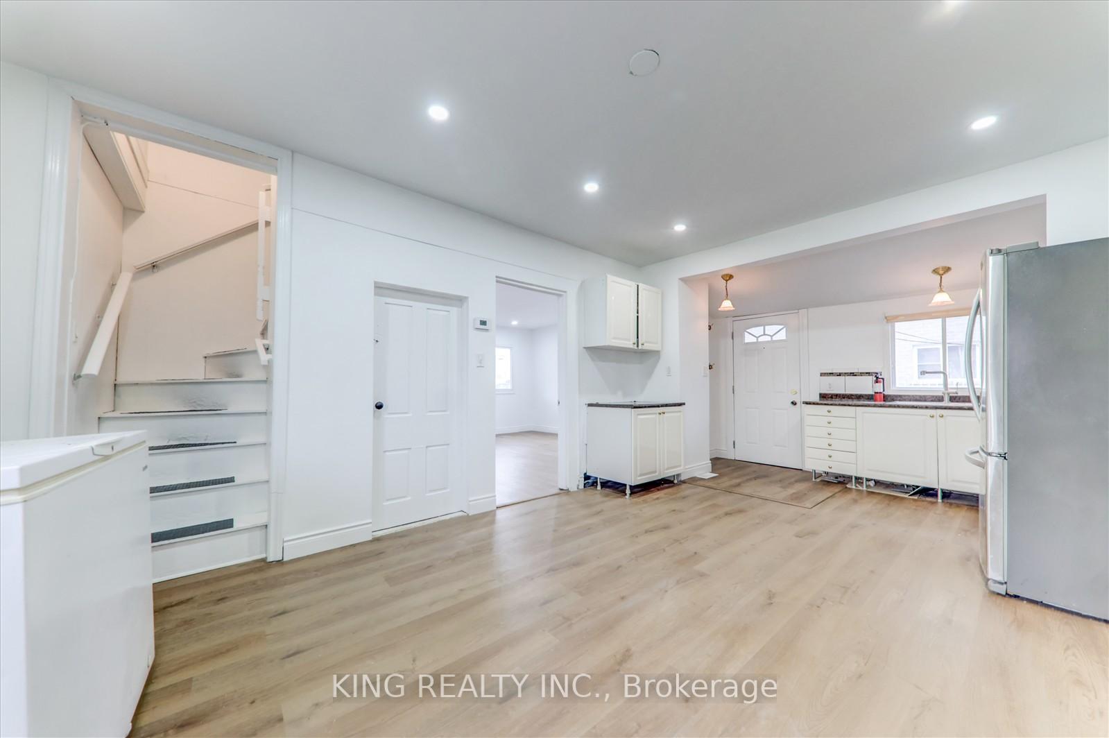 119 Celina St, Oshawa, ON L1H4N3 | 2 Bedroom 2 Bathroom Detached House | Image 14