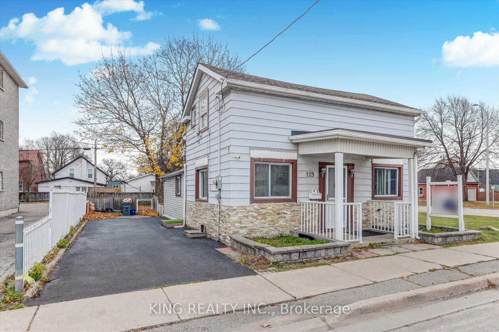 119 Celina St, Oshawa, ON L1H4N3 | 2 Bedroom 2 Bathroom Detached House | Image 2