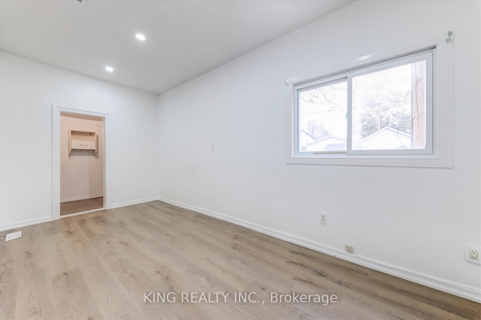 119 Celina St, Oshawa, ON L1H4N3 | 2 Bedroom 2 Bathroom Detached House | Image 9