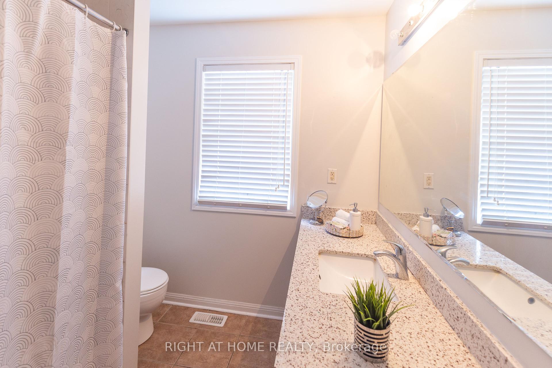 62 Antelope Dr, Toronto, ON M1B6K5 | 4 Bedroom 4 Bathroom Detached House | Image 12