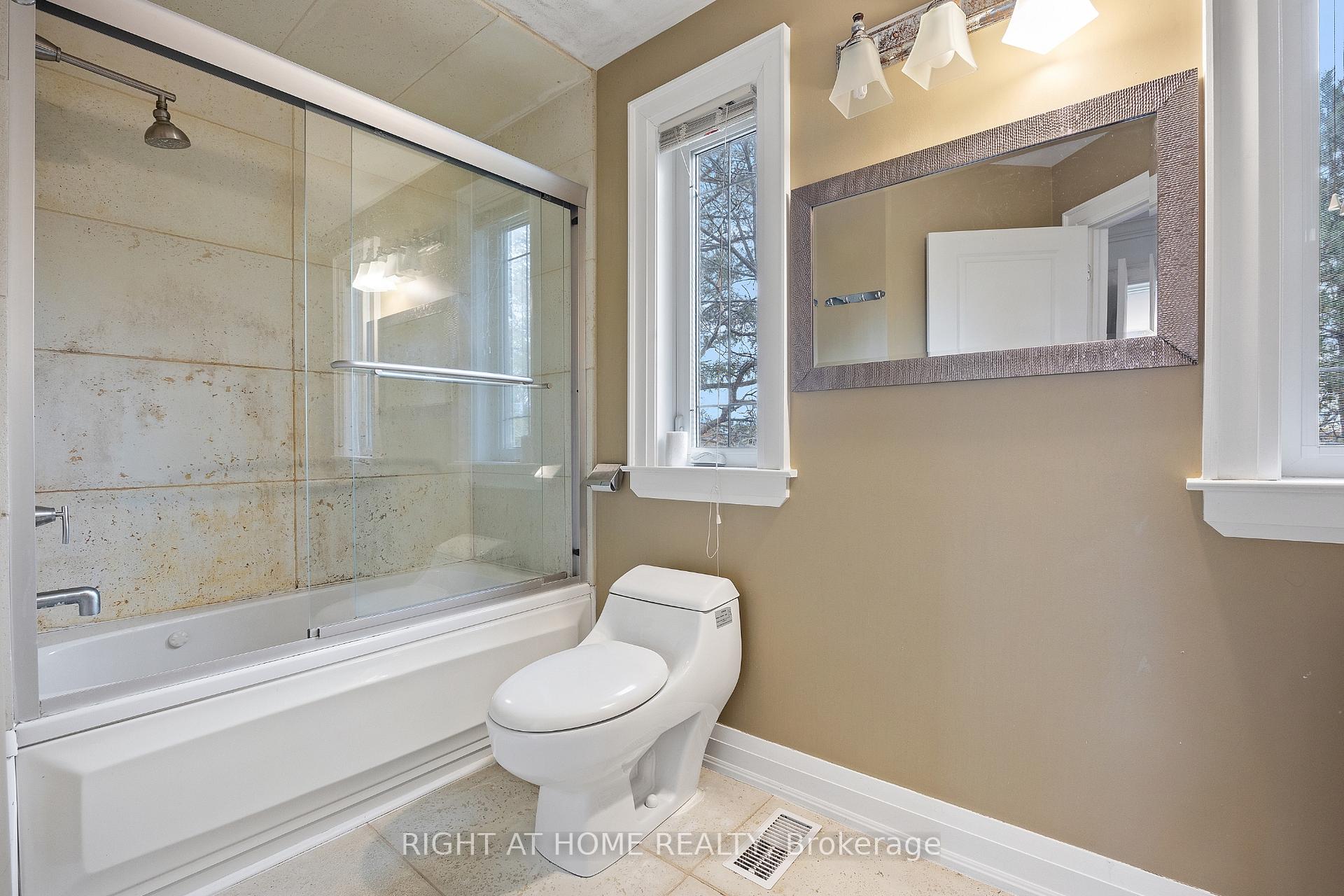 25 Meadowvale Rd, Toronto, ON M1C1R7 | 4 Bedroom 6 Bathroom Detached House | Image 25