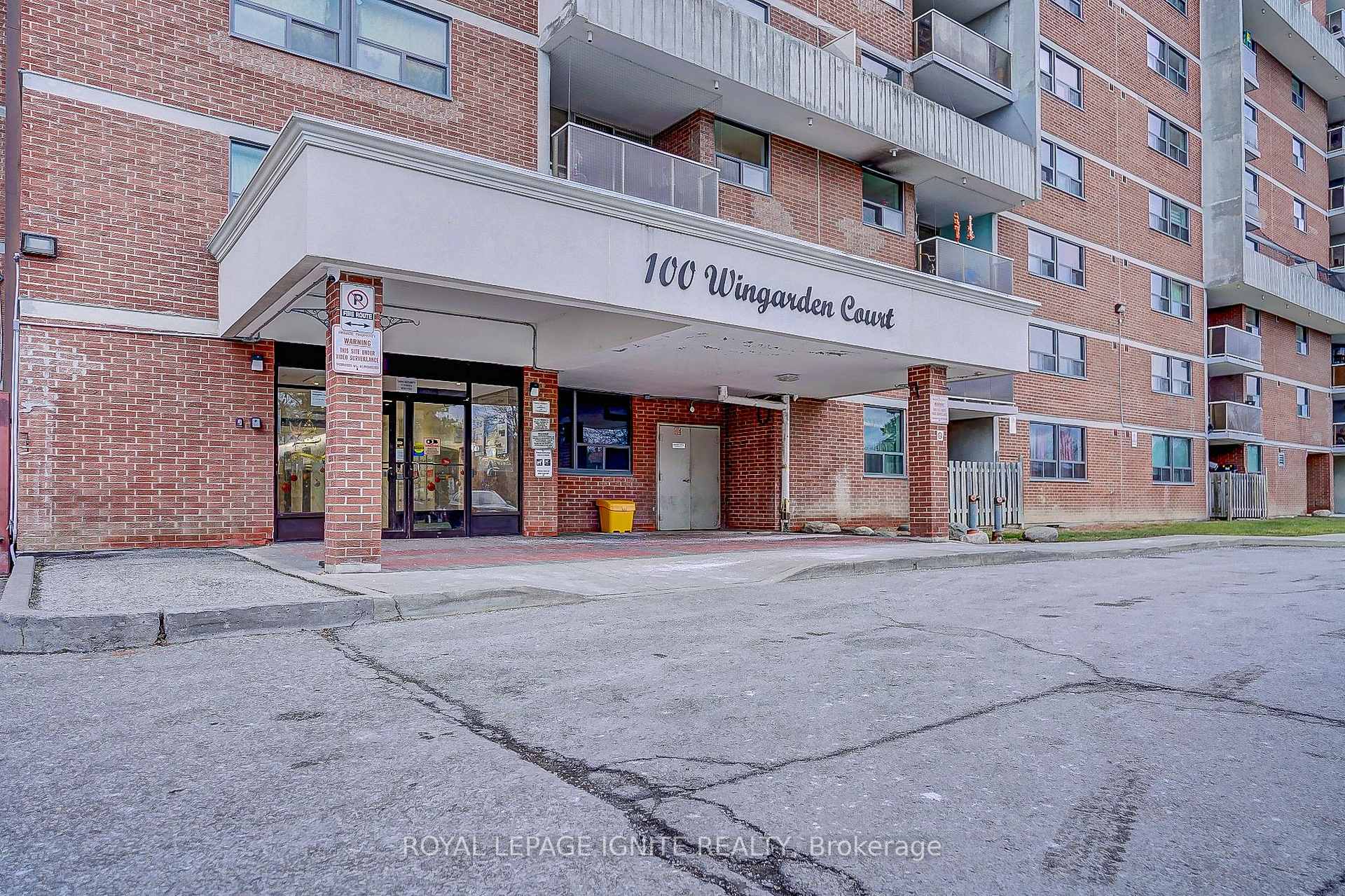 #1913 - 100 Wingarden Crt, Toronto, ON M1B2P4 | 2 Bedroom 2 Bathroom Condo Apt | Image 2