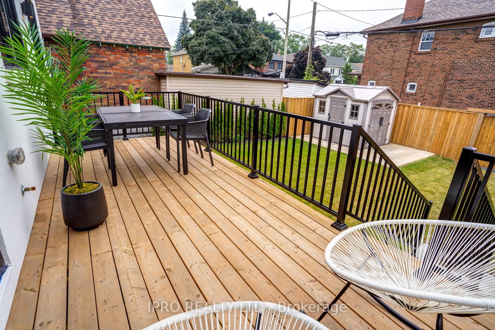 246 O'connor Dr, Toronto, ON M4J2T6 | 4 Bedroom 4 Bathroom Detached House | Image 33