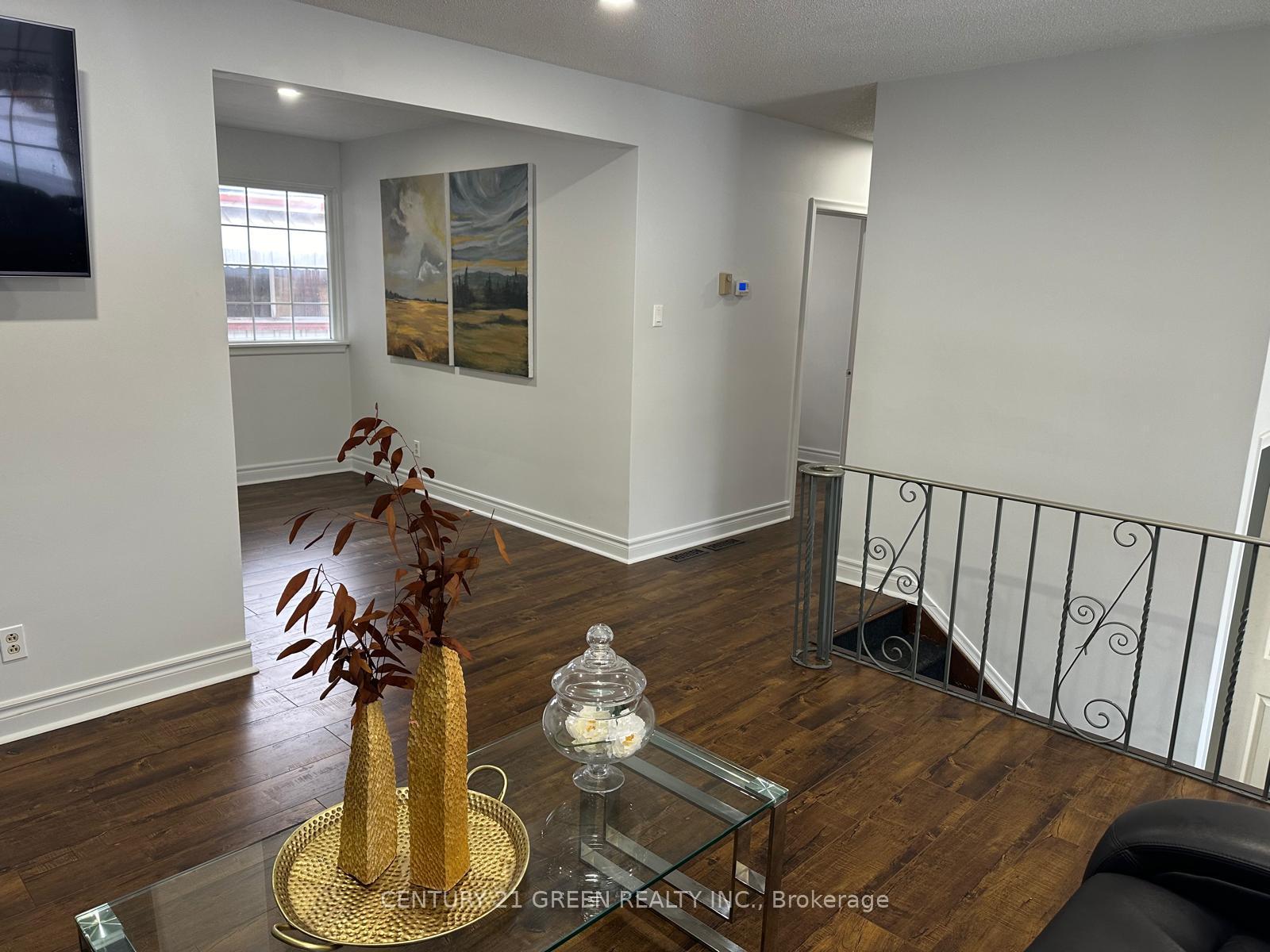 17 Benroyal Cres, Toronto, ON M1H1L6 | 3 Bedroom 3 Bathroom Detached House | Image 17