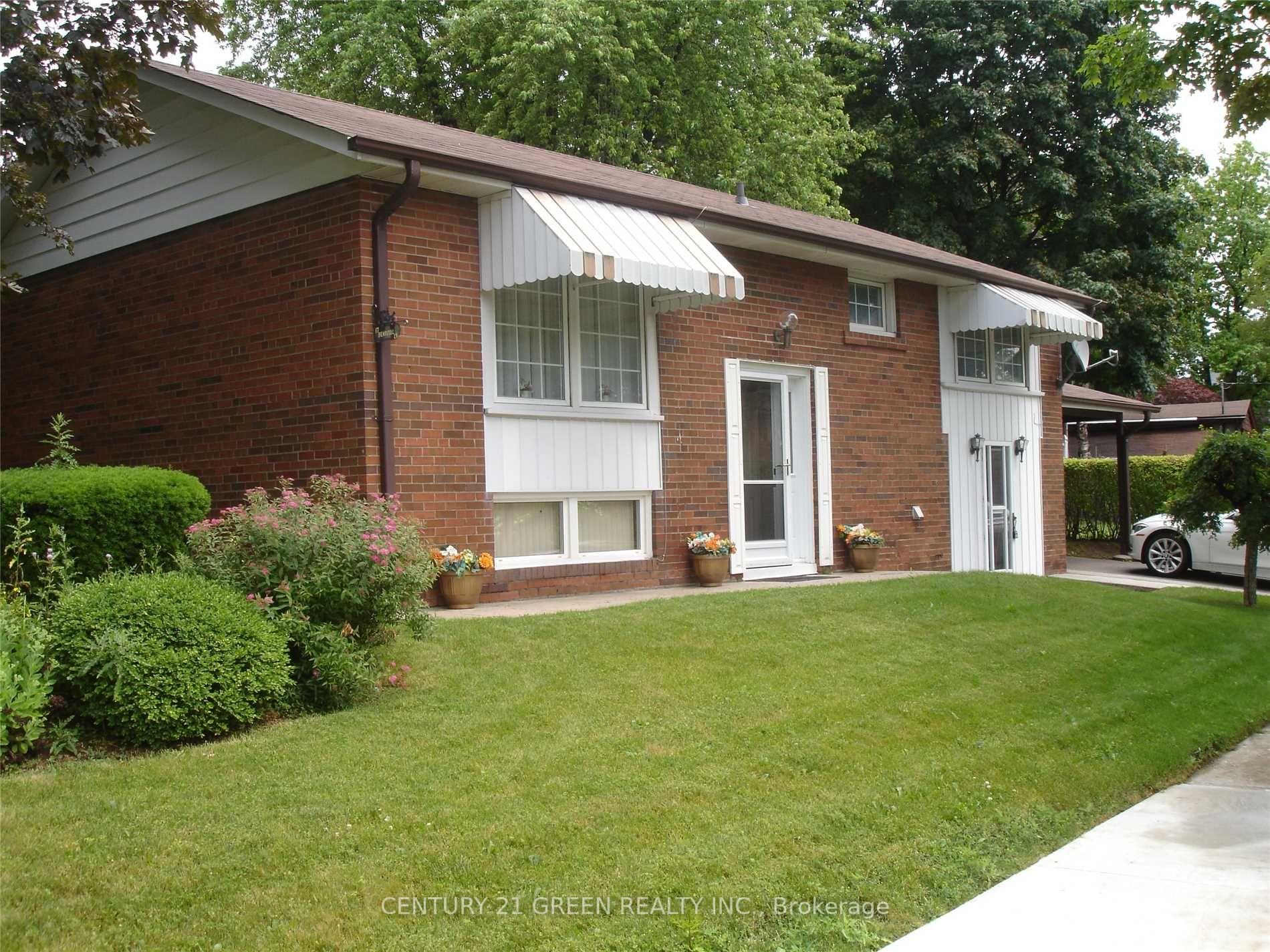 17 Benroyal Cres, Toronto, ON M1H1L6 | 3 Bedroom 3 Bathroom Detached House | Image 19