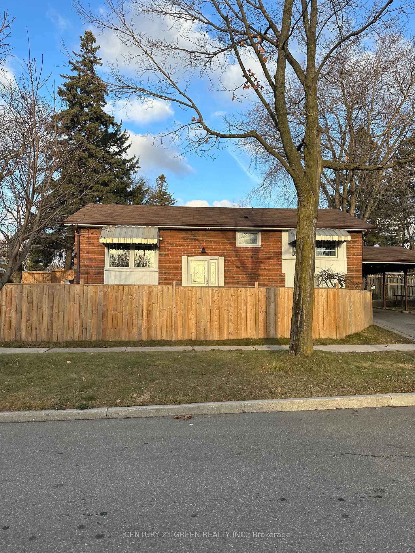 17 Benroyal Cres, Toronto, ON M1H1L6 | 3 Bedroom 3 Bathroom Detached House | Image 24