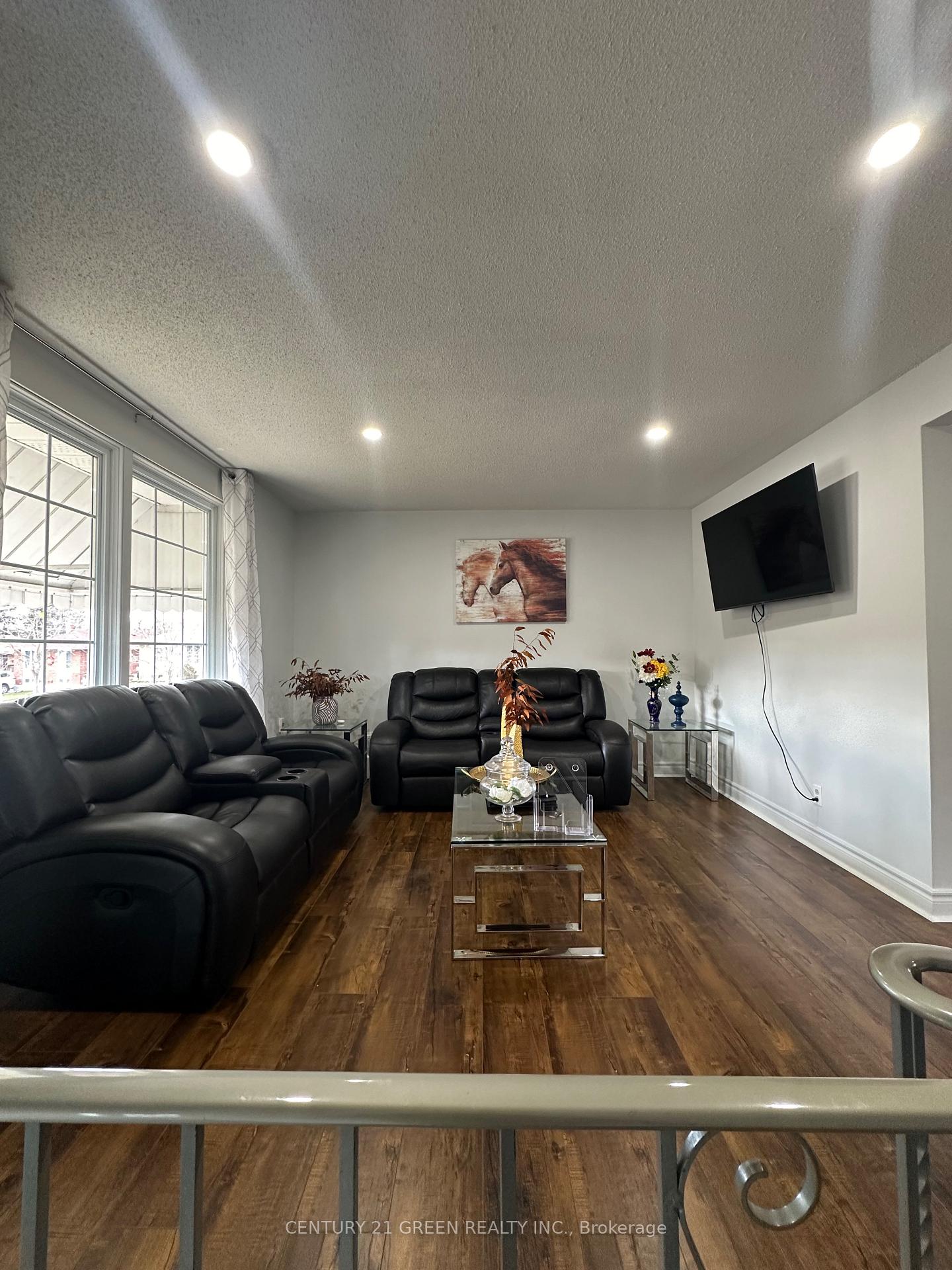17 Benroyal Cres, Toronto, ON M1H1L6 | 3 Bedroom 3 Bathroom Detached House | Image 35