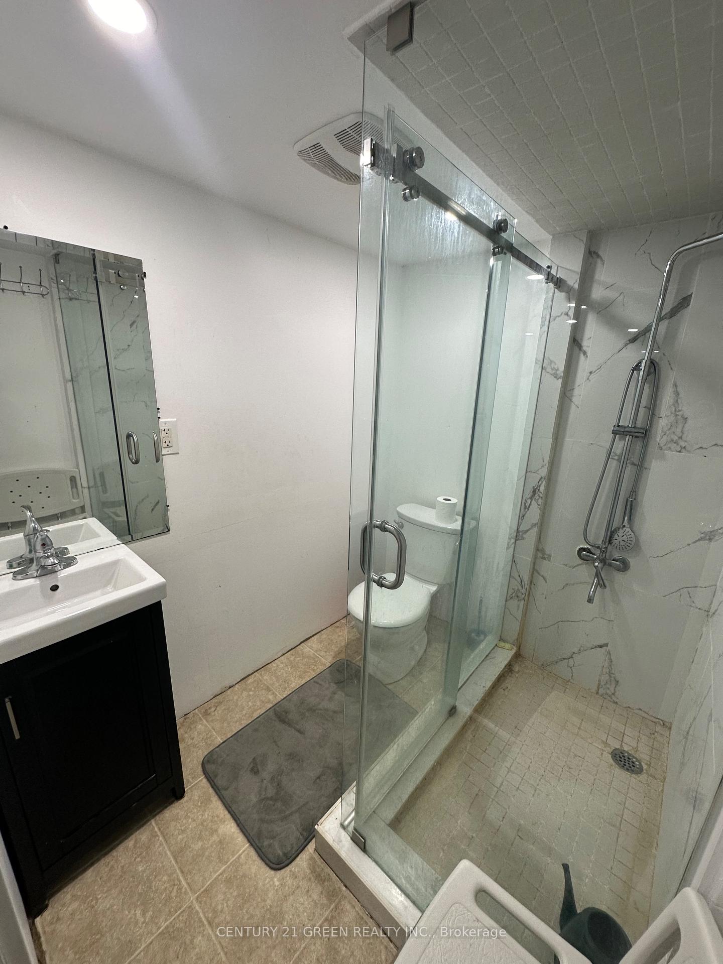 17 Benroyal Cres, Toronto, ON M1H1L6 | 3 Bedroom 3 Bathroom Detached House | Image 37