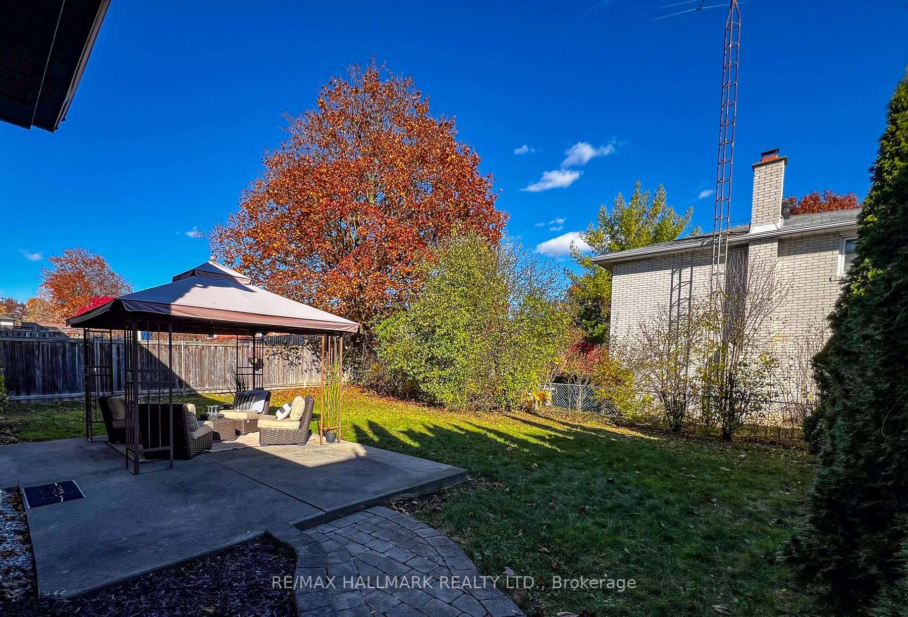 3 Langevin Cres, Toronto, ON M1C2B7 | 4 Bedroom 3 Bathroom Detached House | Image 31