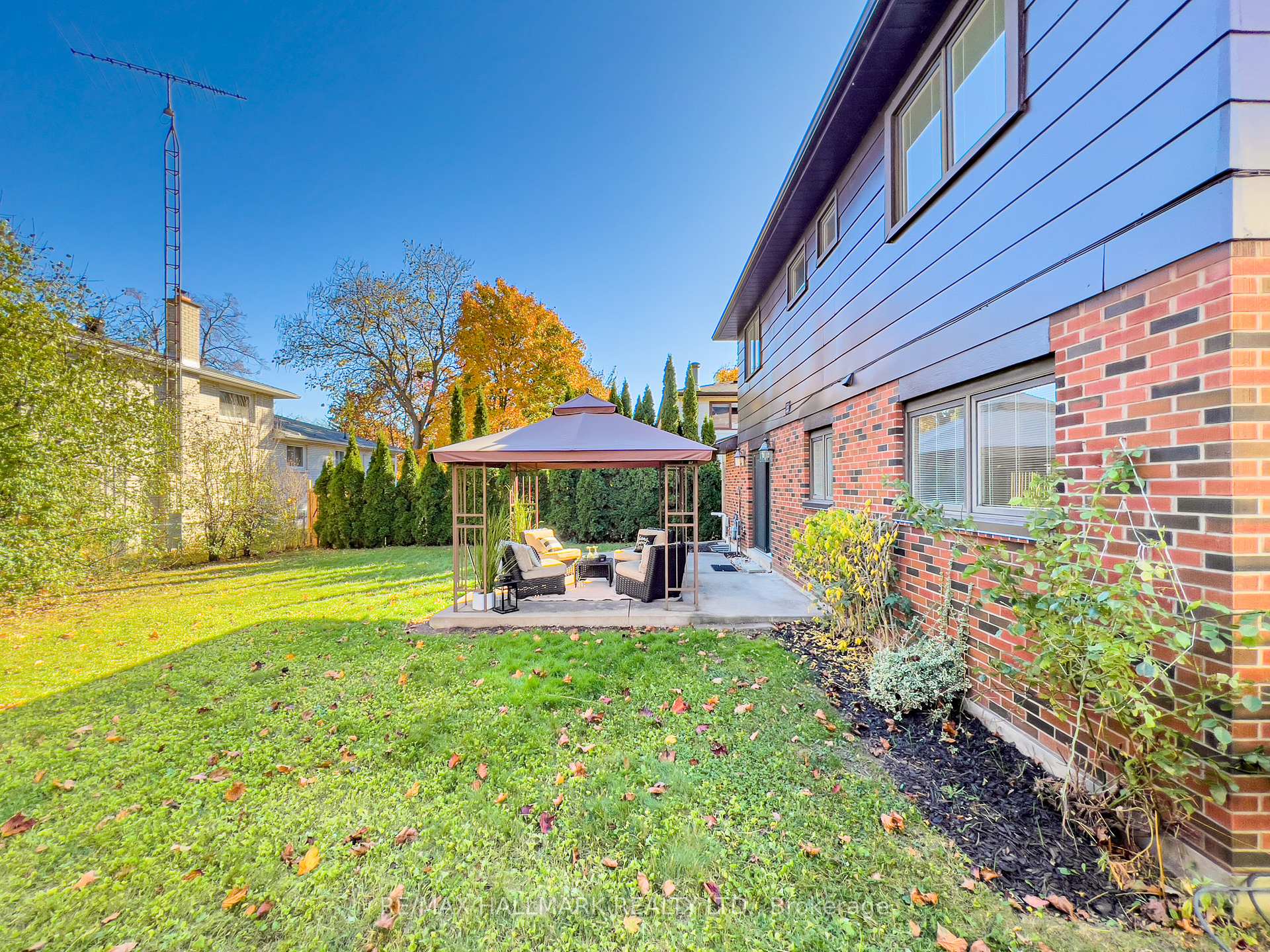 3 Langevin Cres, Toronto, ON M1C2B7 | 4 Bedroom 3 Bathroom Detached House | Image 32