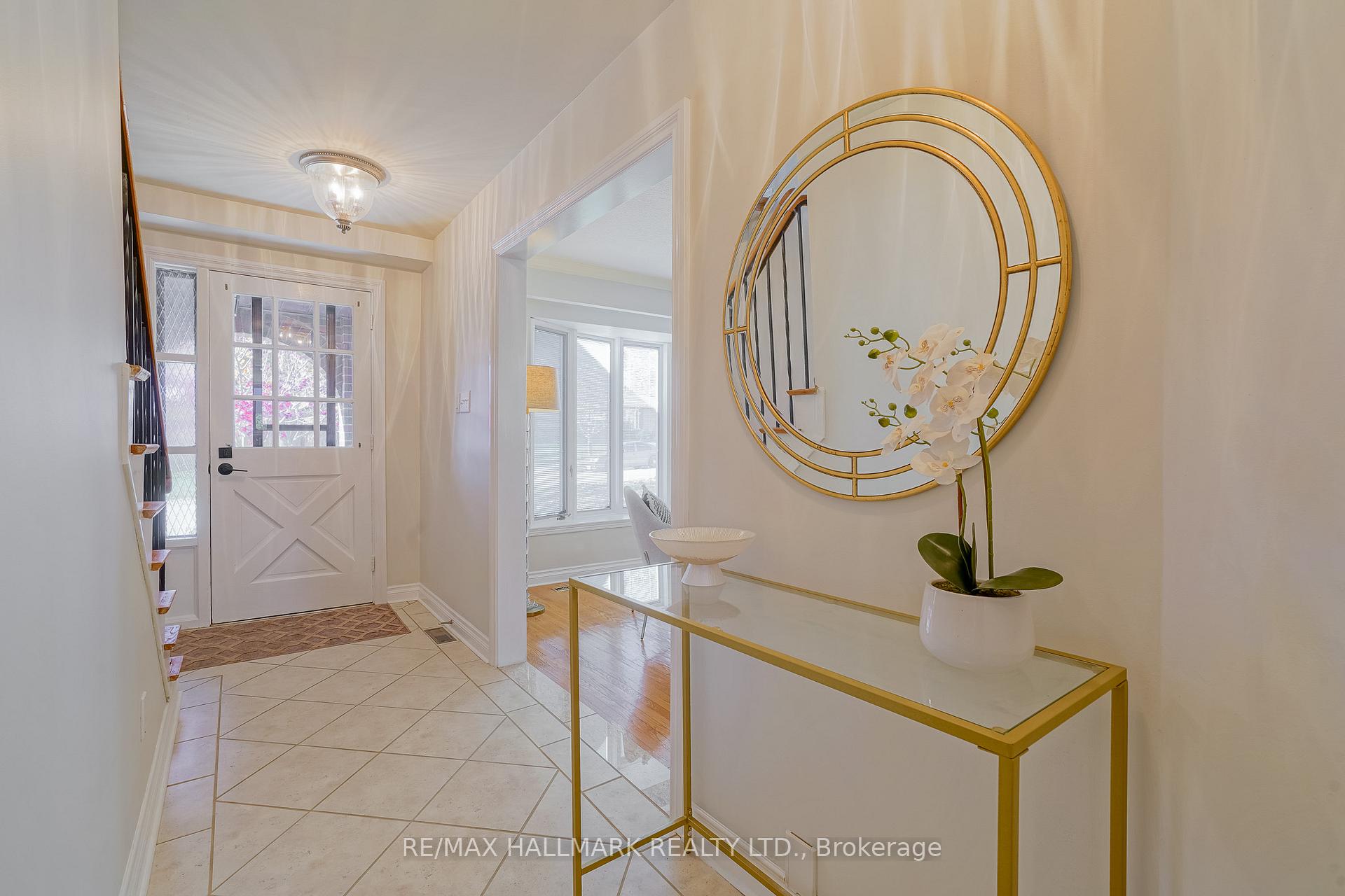 3 Langevin Cres, Toronto, ON M1C2B7 | 4 Bedroom 3 Bathroom Detached House | Image 5