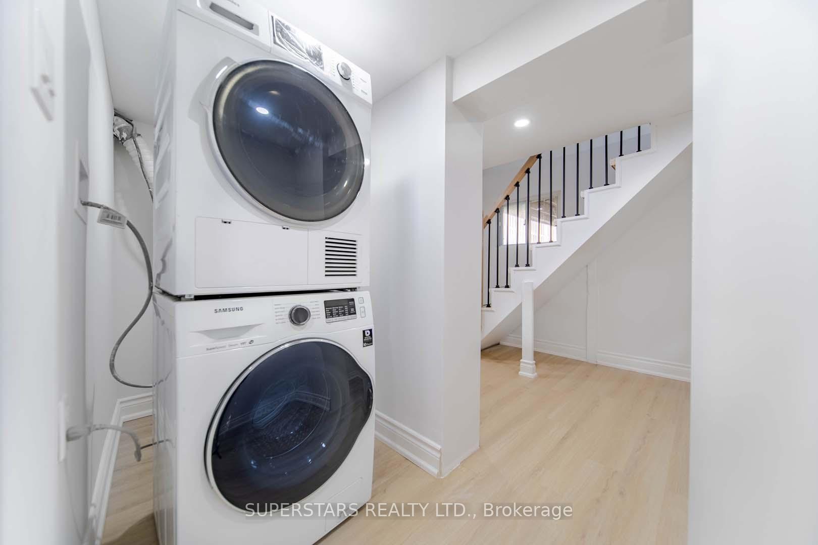 14 Pinegrove Ave, Toronto, ON M1N2G4 | 3 Bedroom 2 Bathroom Detached House | Image 22