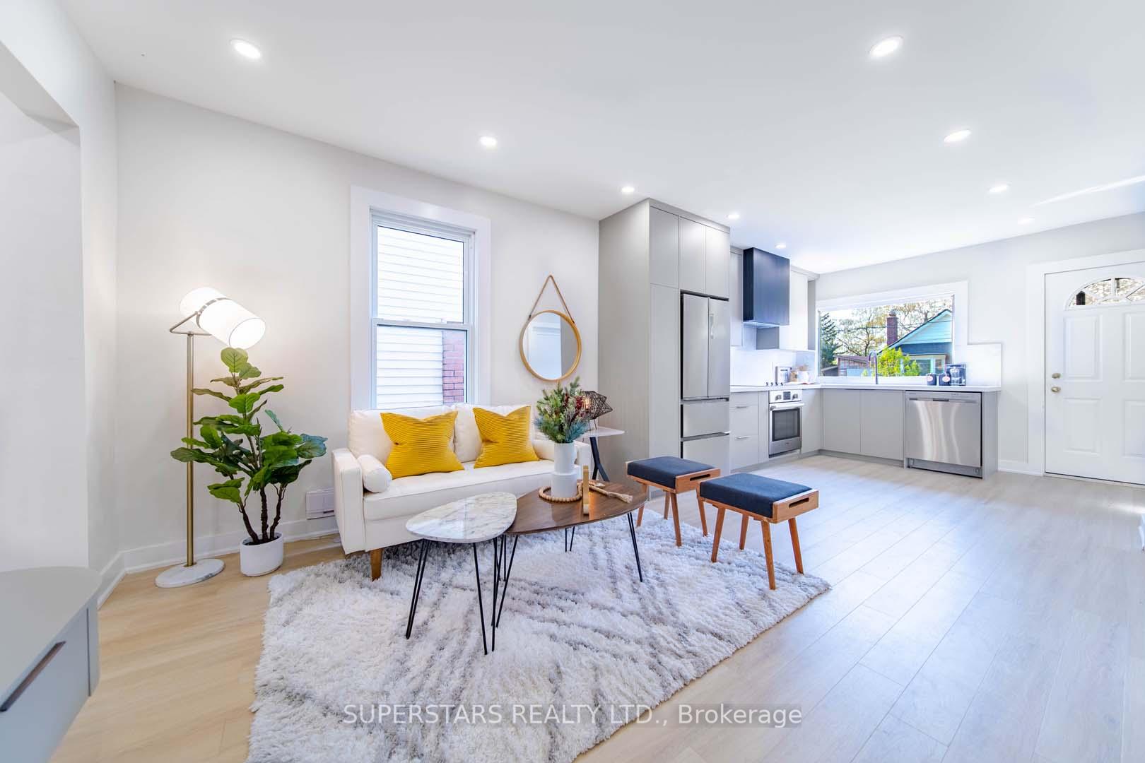 14 Pinegrove Ave, Toronto, ON M1N2G4 | 3 Bedroom 2 Bathroom Detached House | Image 7