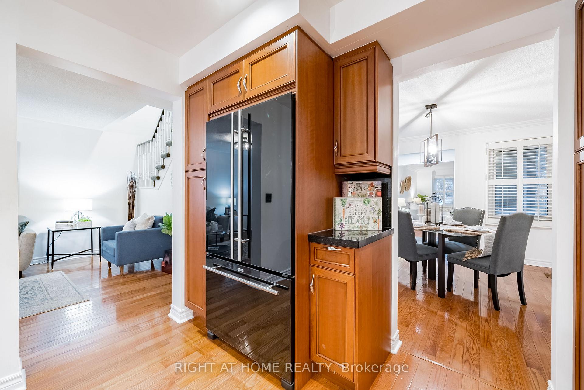 30 Bornholm Dr, Toronto, ON M1C4P7 | 3 Bedroom 4 Bathroom Detached House | Image 11
