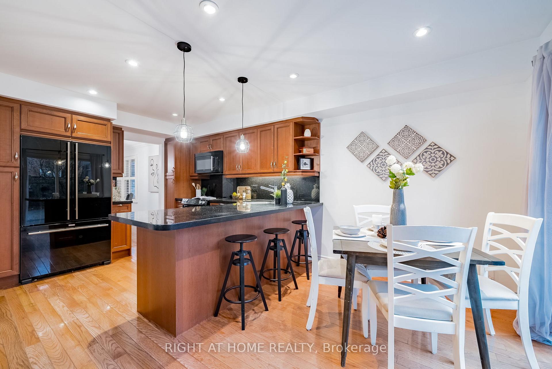 30 Bornholm Dr, Toronto, ON M1C4P7 | 3 Bedroom 4 Bathroom Detached House | Image 12