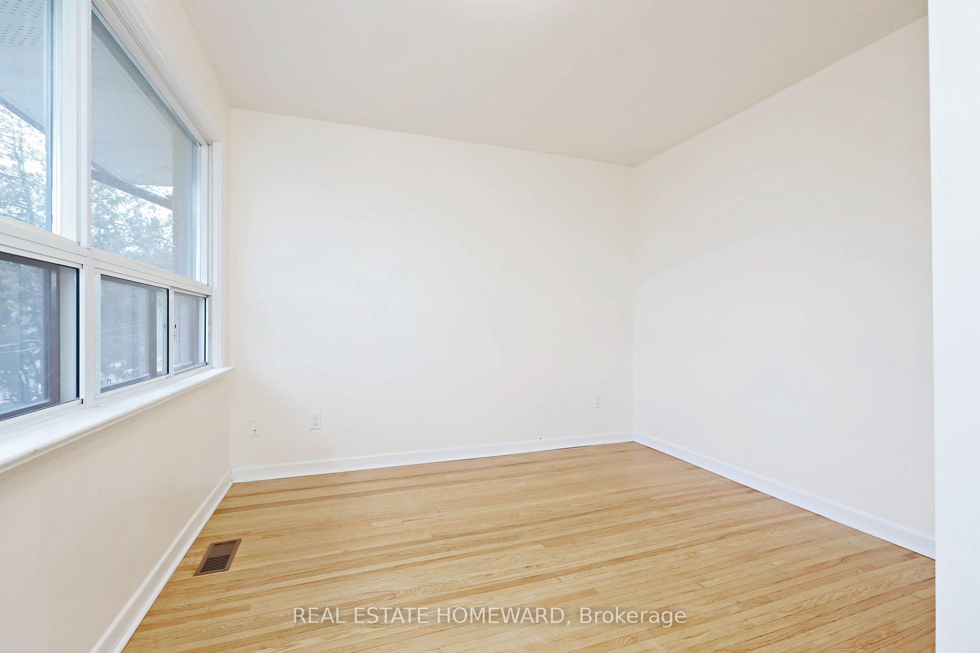 363 Highfield Rd, Toronto, ON M4L2V7 | 3 Bedroom 3 Bathroom Semi-Detached House | Image 15