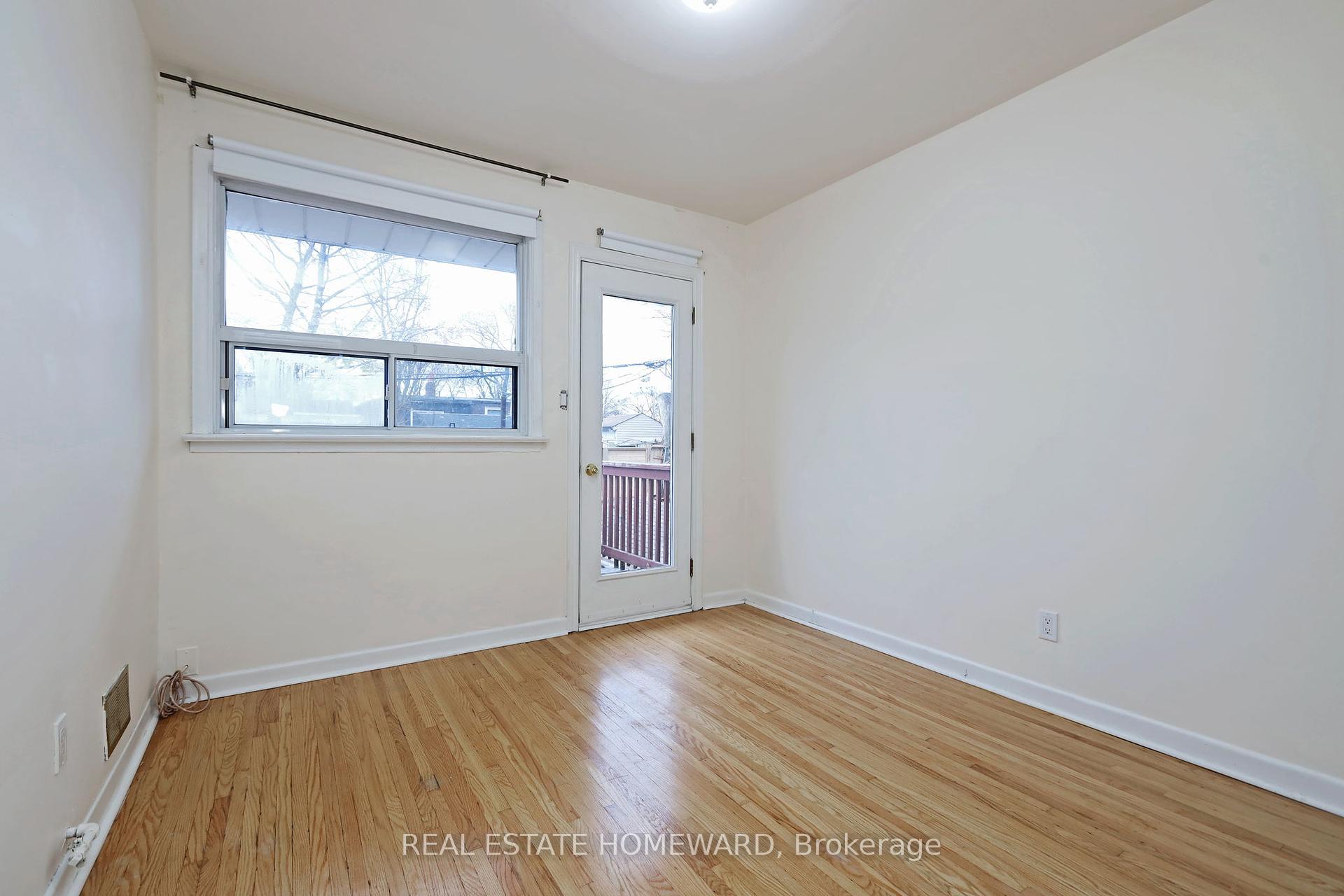 363 Highfield Rd, Toronto, ON M4L2V7 | 3 Bedroom 3 Bathroom Semi-Detached House | Image 21